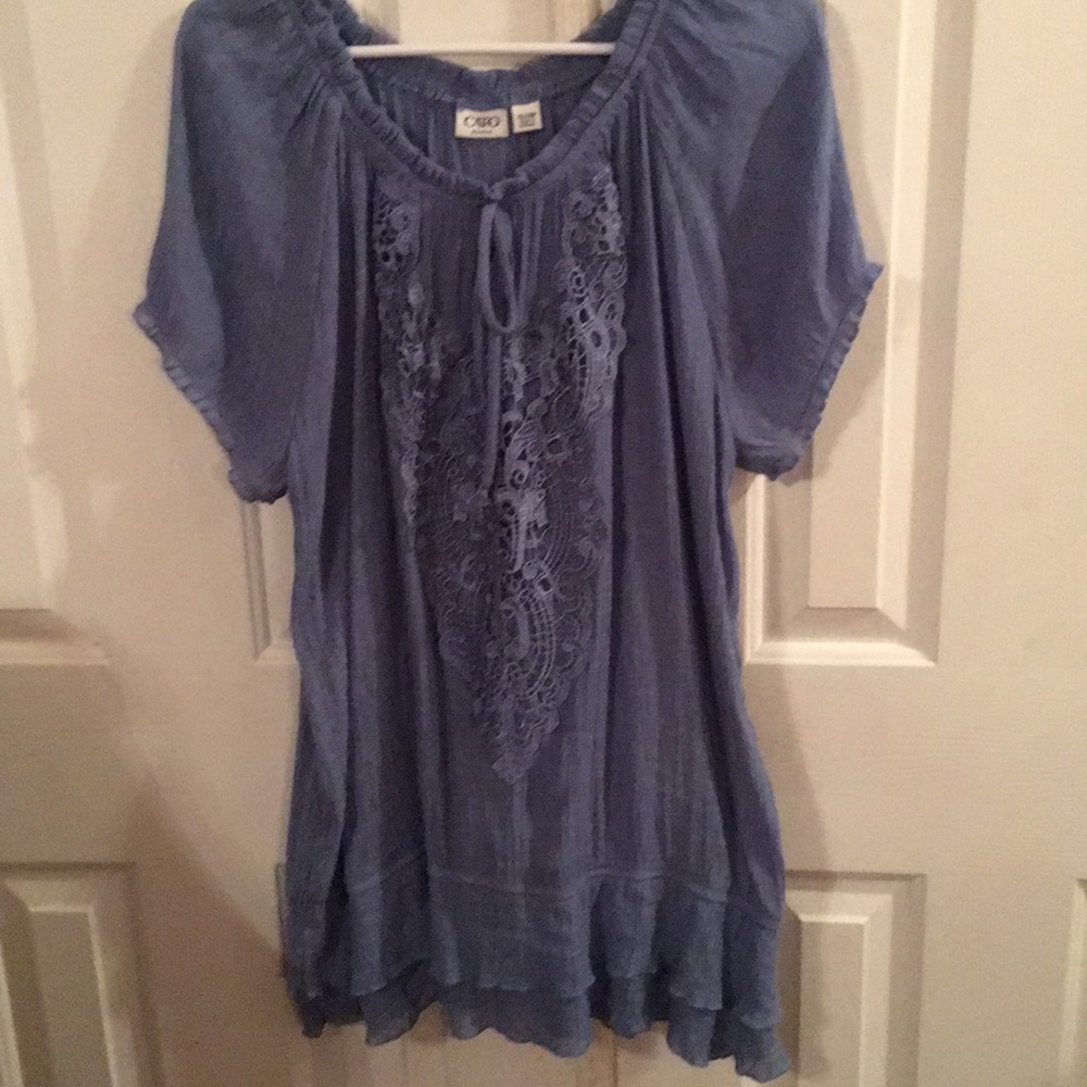 Beautiful gauze blouse